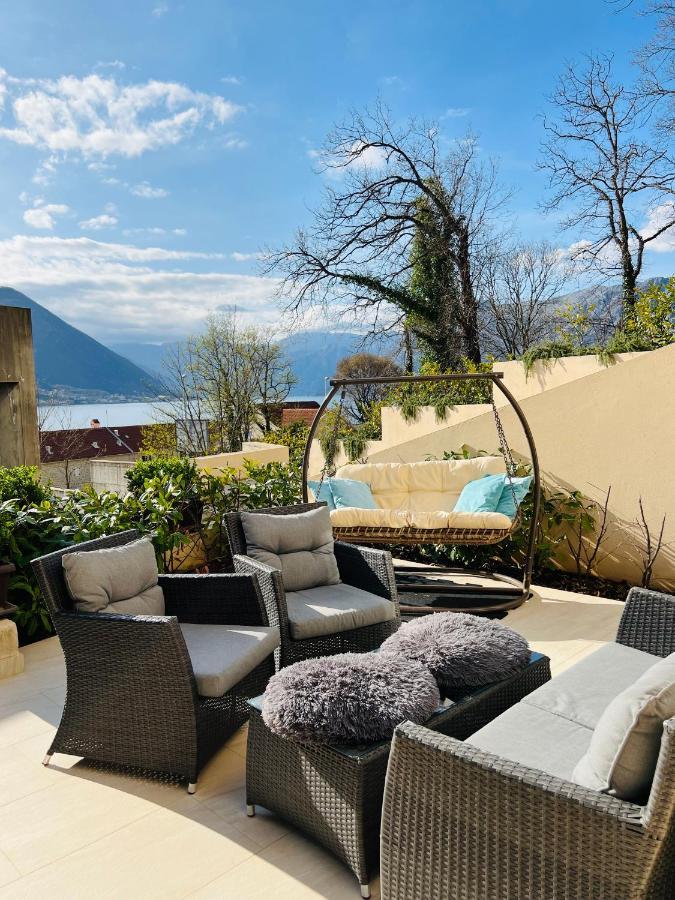 Apartment With Terrace And Private Parking Kotor Luaran gambar