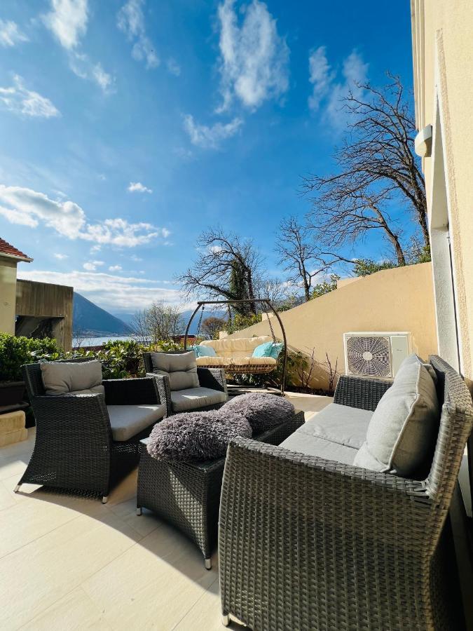 Apartment With Terrace And Private Parking Kotor Luaran gambar