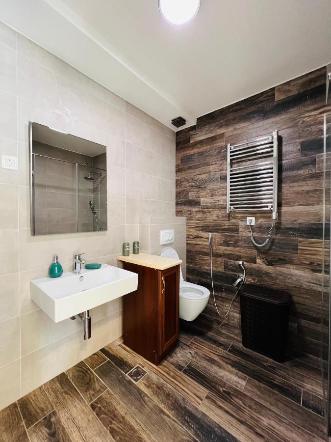 Apartment With Terrace And Private Parking Kotor Luaran gambar