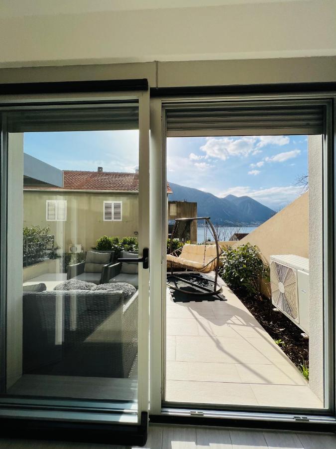 Apartment With Terrace And Private Parking Kotor Luaran gambar